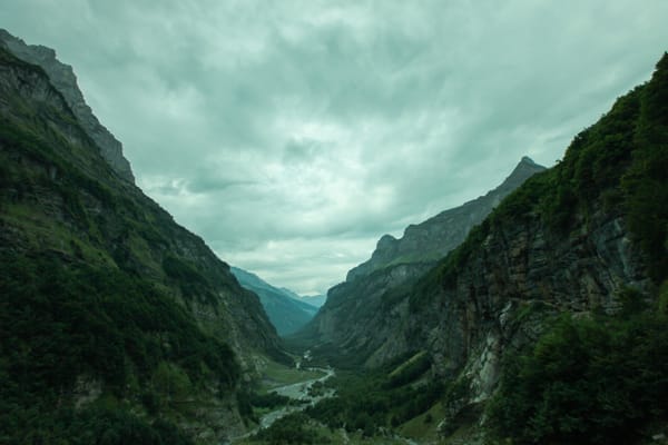Cirque du Fer-à-Cheval (hiking)